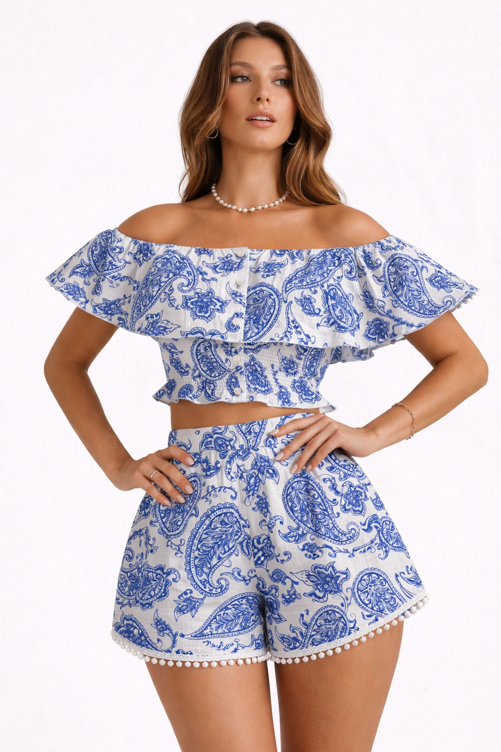 Blue cashmere print linen shorts
