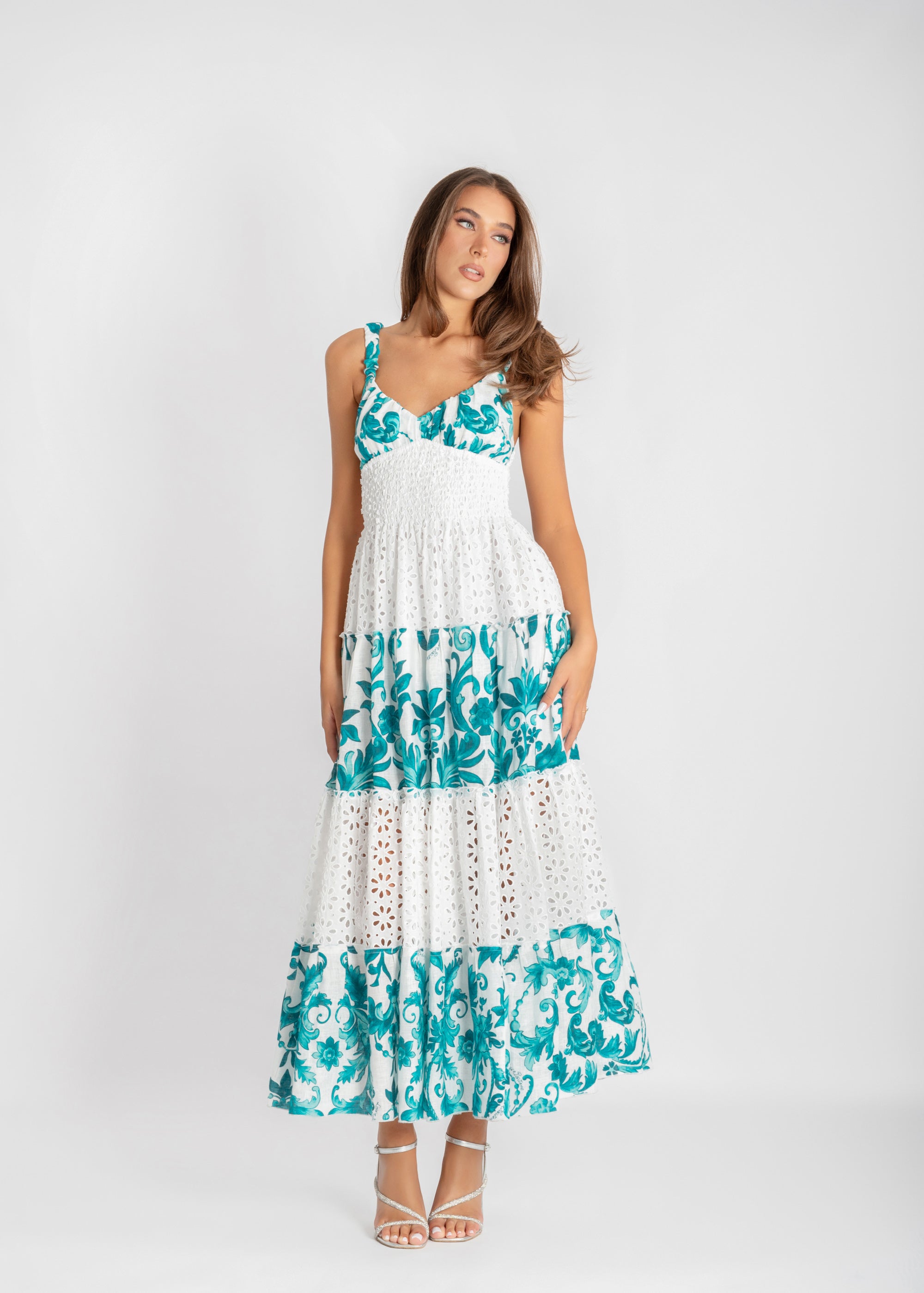 Abito Pesca lungo in lino e pizzo sangallo stampa Ramo verde