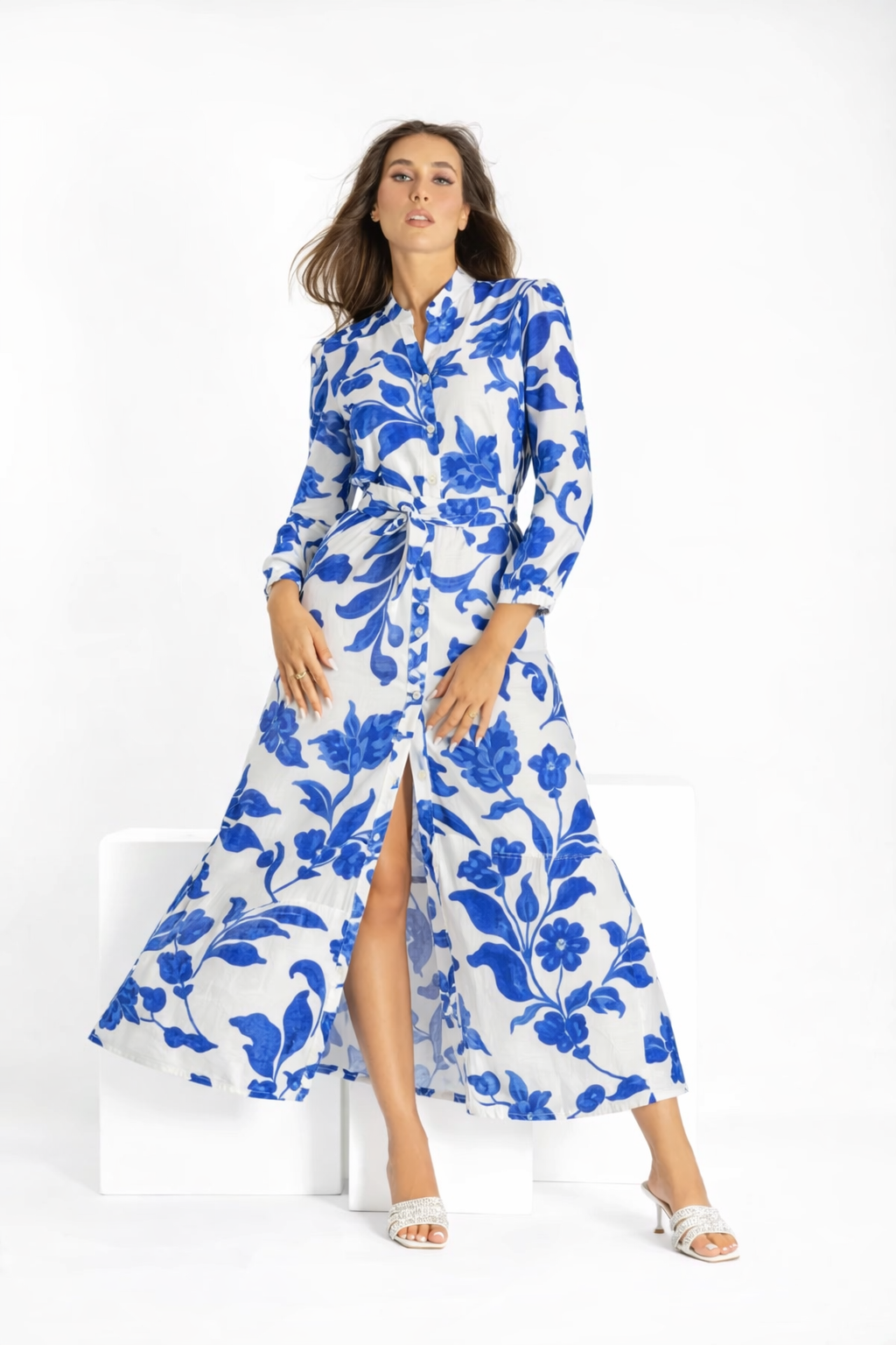 Abito Nerea in lino stampa Ramo blu