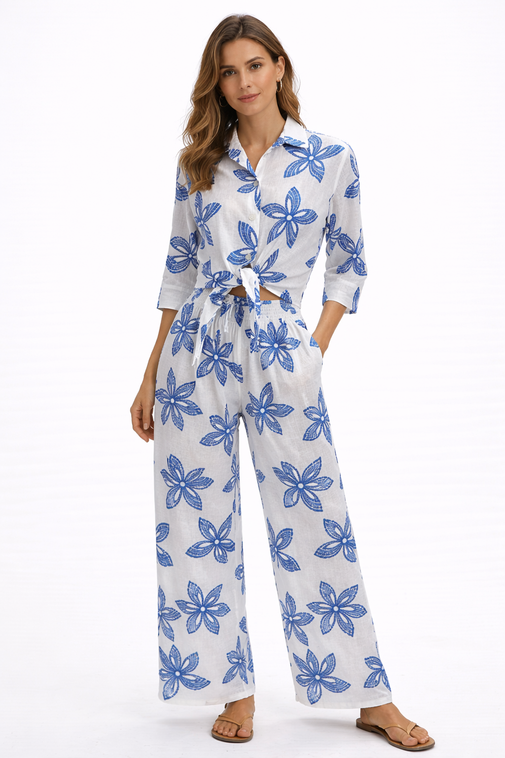 Completo in lino ricamo fiore