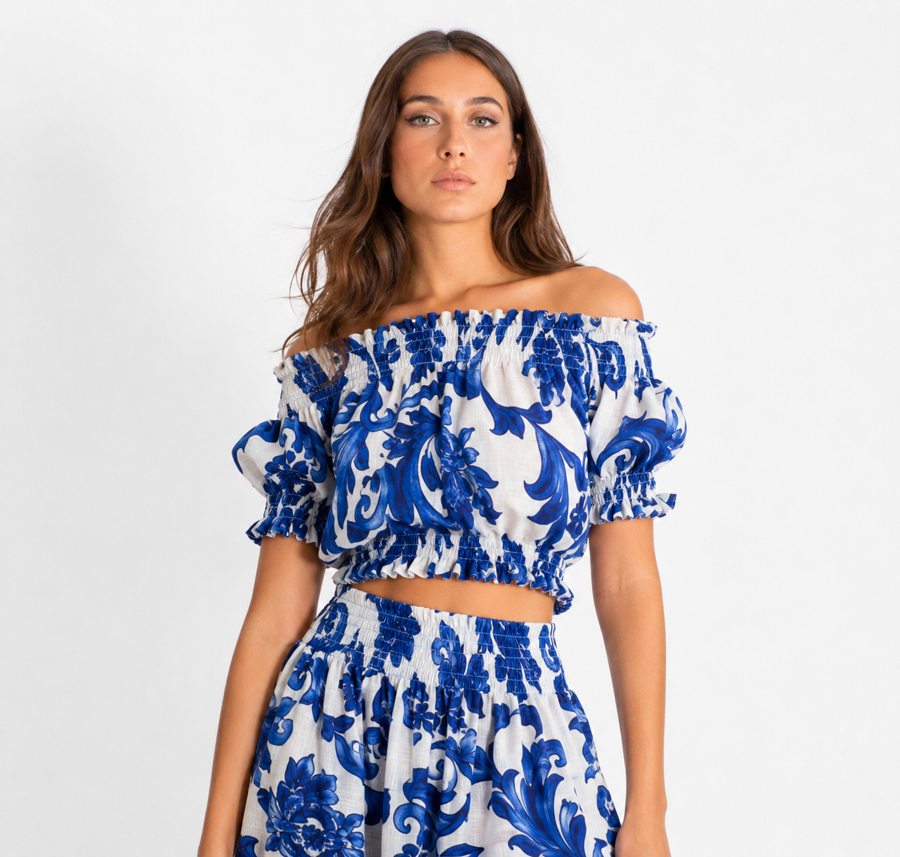 Minnie linen top with blue Branch print