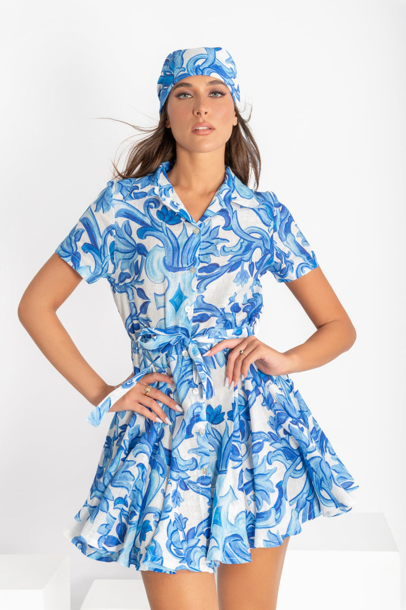 Abito Daphne corto con cintura in lino stampa pittura blu