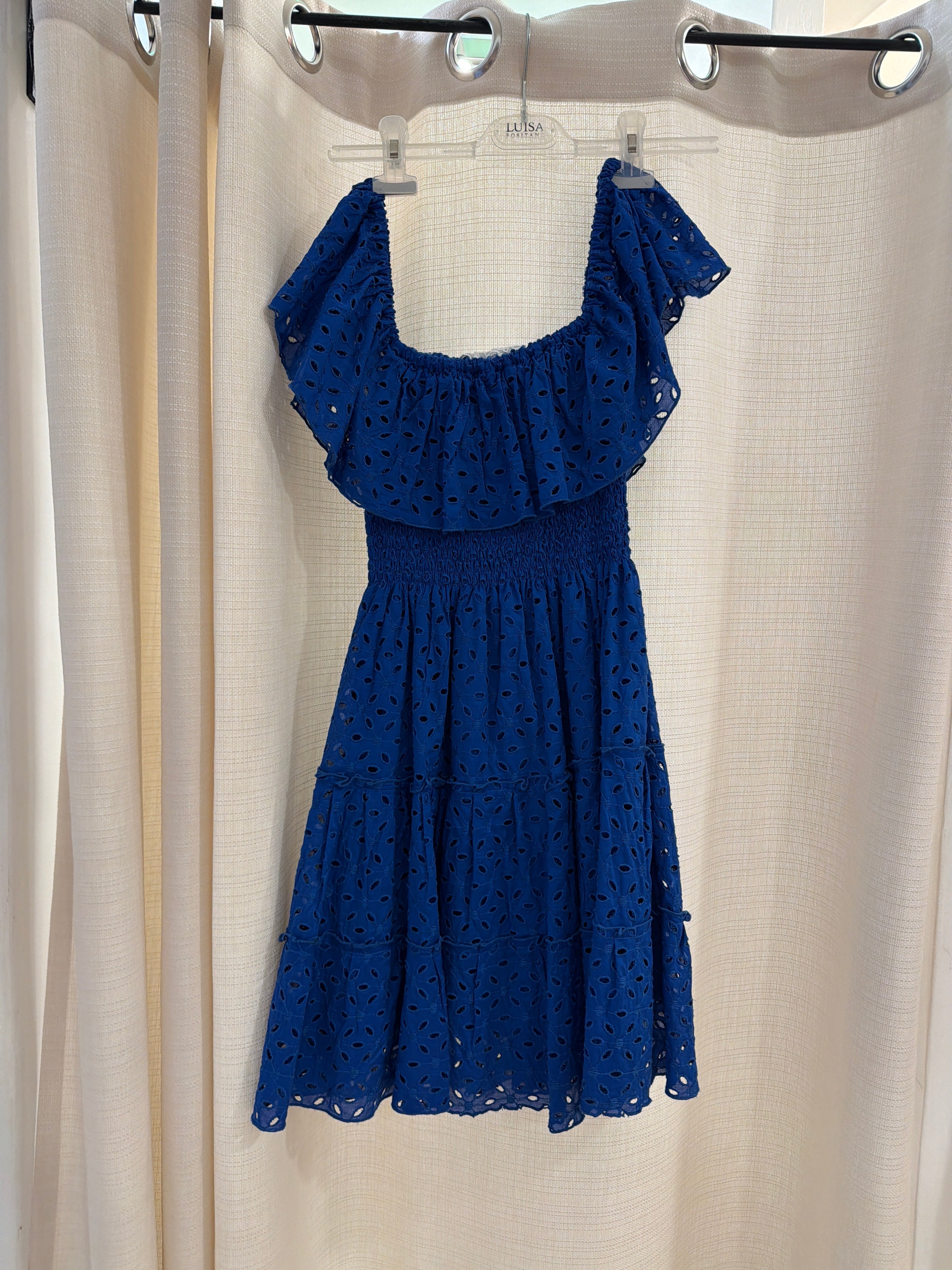 Abito volant corto in cotone sangallo