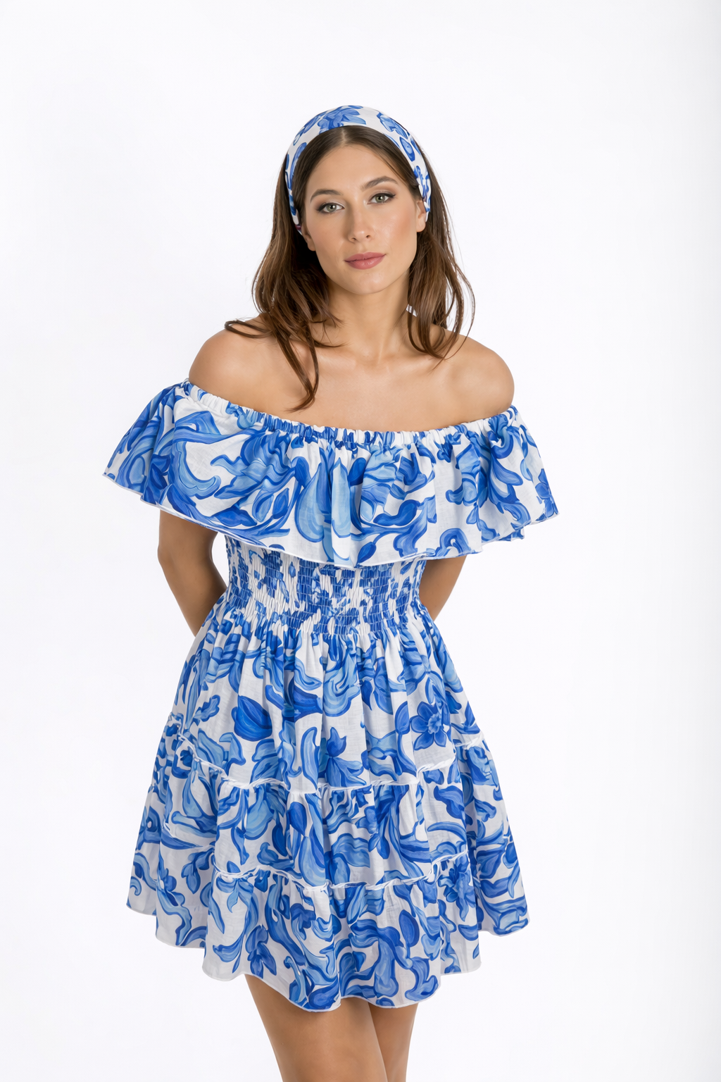 Short ruffled linen dress with blue paint print
