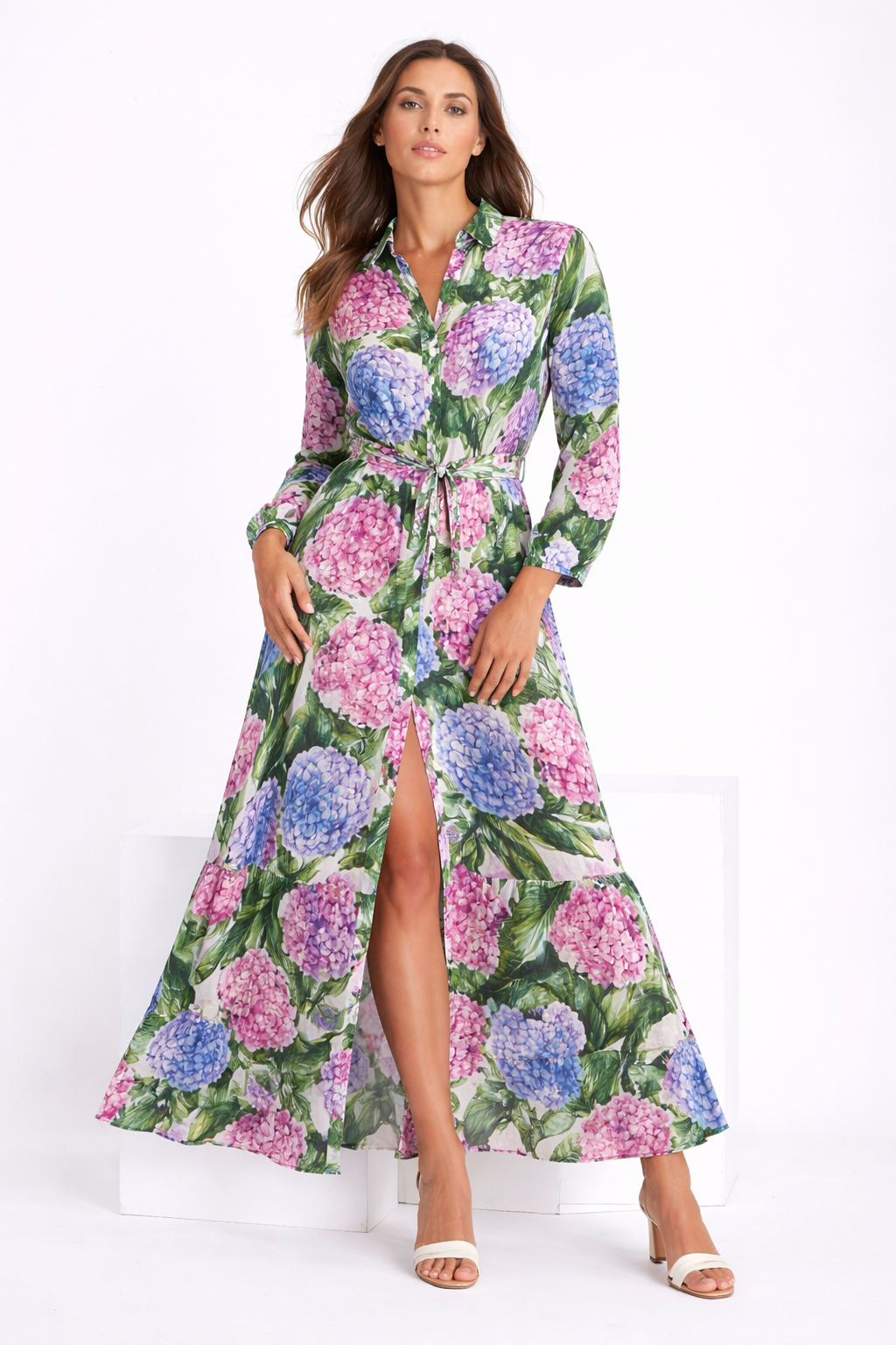 Nerea hydrangeas linen buttoned dress with belt